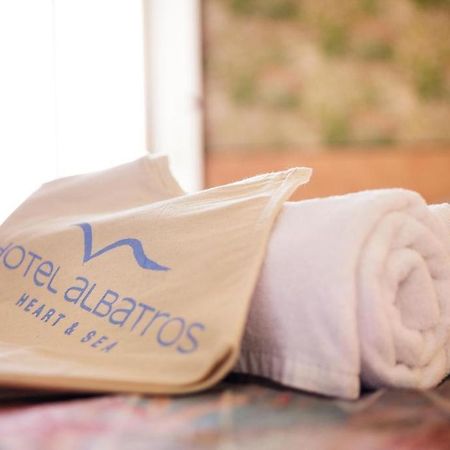 Hotel Albatros Batumi Kültér fotó