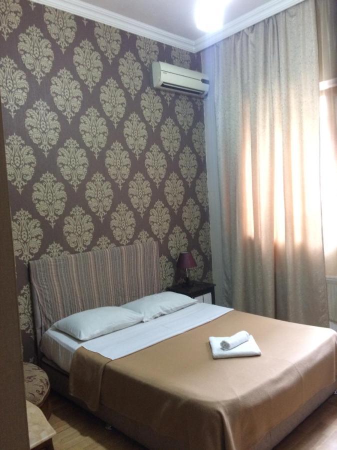 Hotel Albatros Batumi Kültér fotó