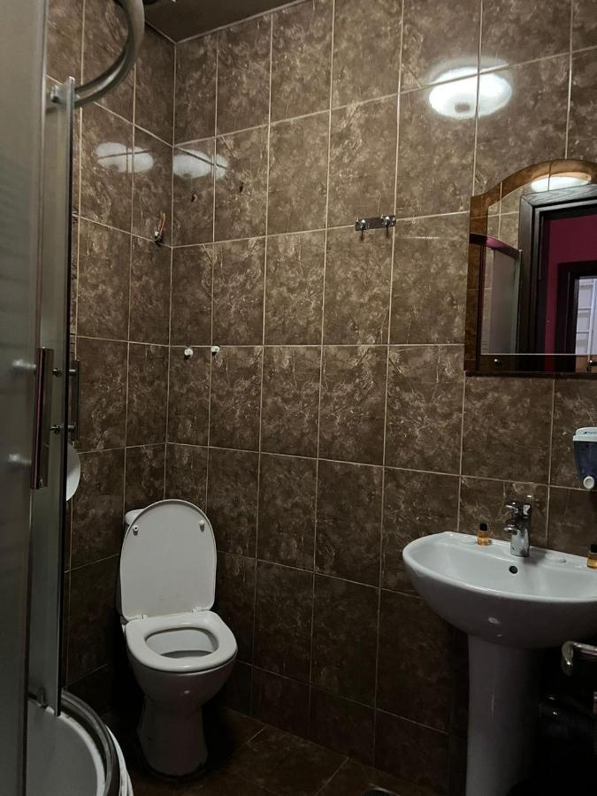 Hotel Albatros Batumi Kültér fotó