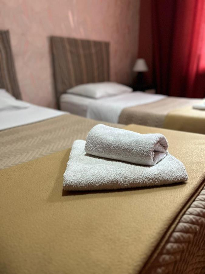 Hotel Albatros Batumi Kültér fotó