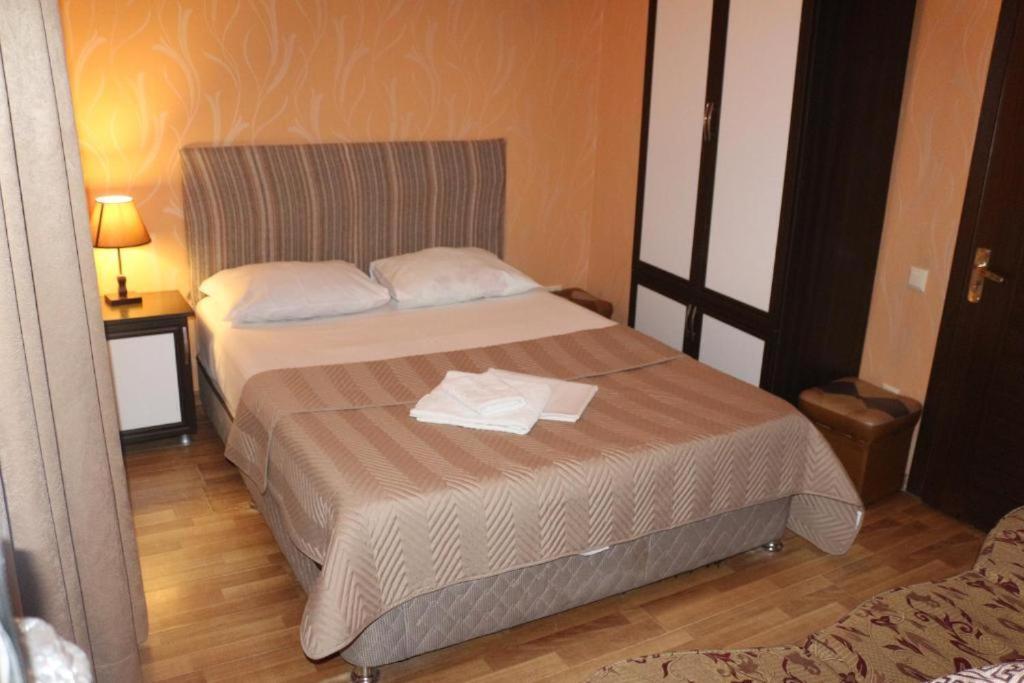 Hotel Albatros Batumi Kültér fotó