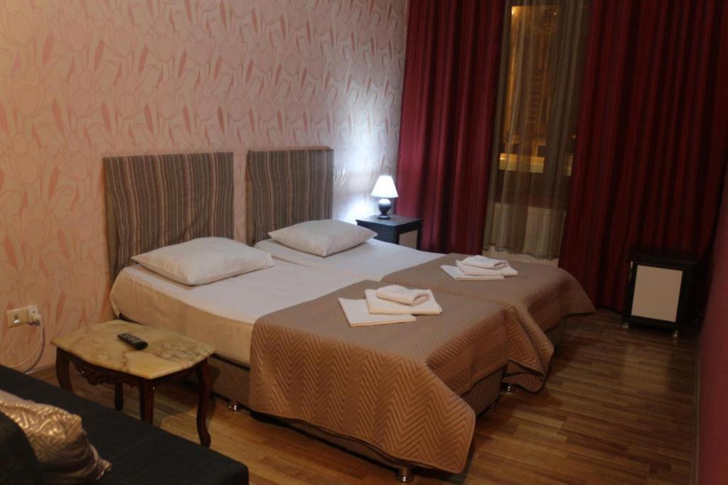 Hotel Albatros Batumi Kültér fotó